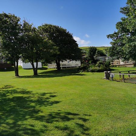Snowdonia Sunbeach Holiday Sea And Mountain View Llwyngwril Exterior photo
